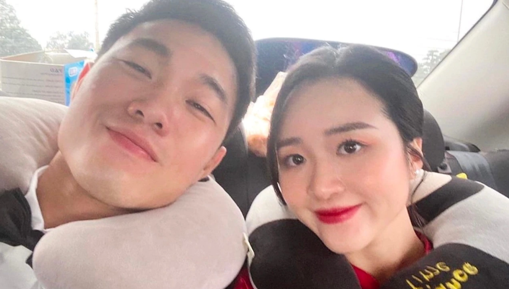 Nhuệ Giang (SN 1993) và Lương Xuân Trường (SN 1995) là cặp đôi khá kín tiếng trong giới cầu thủ.