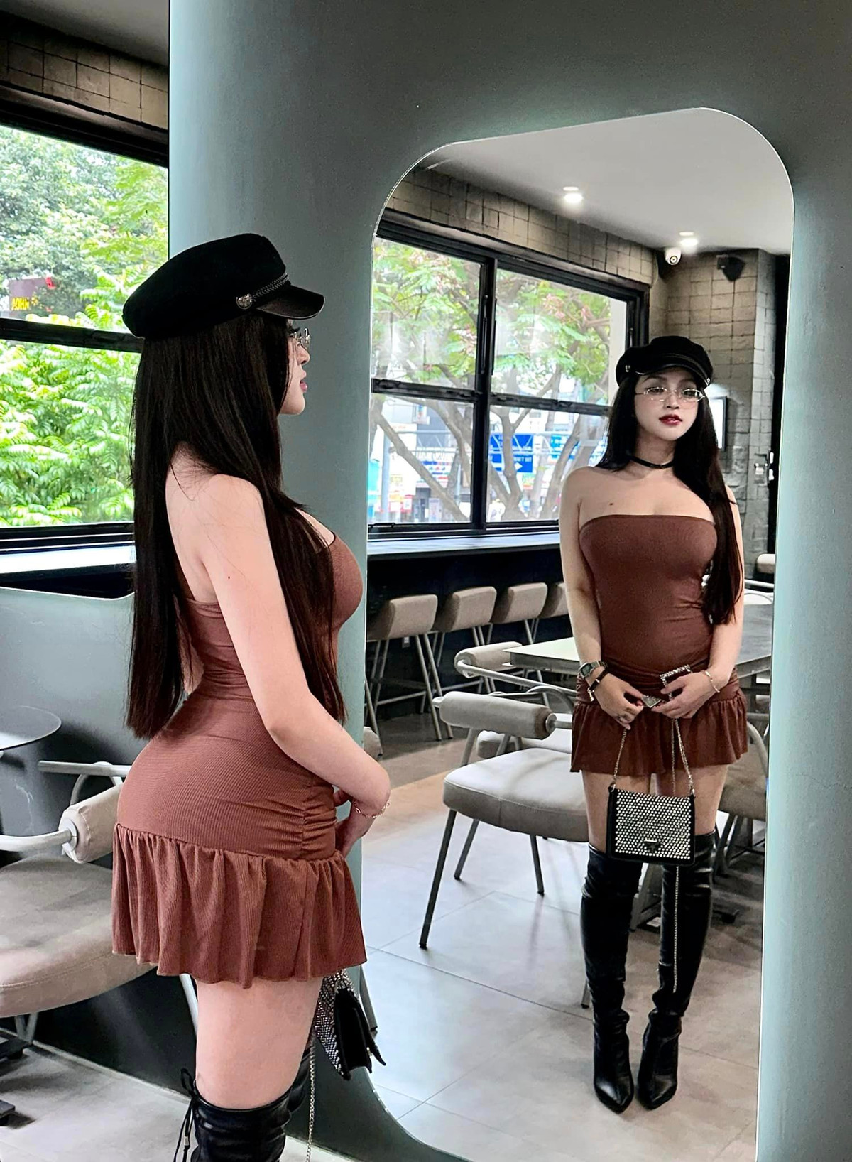 Phan Thị Bảo Trân ngày càng quyến rũ và táo bạo hơn khi bước chân vào Đại học.