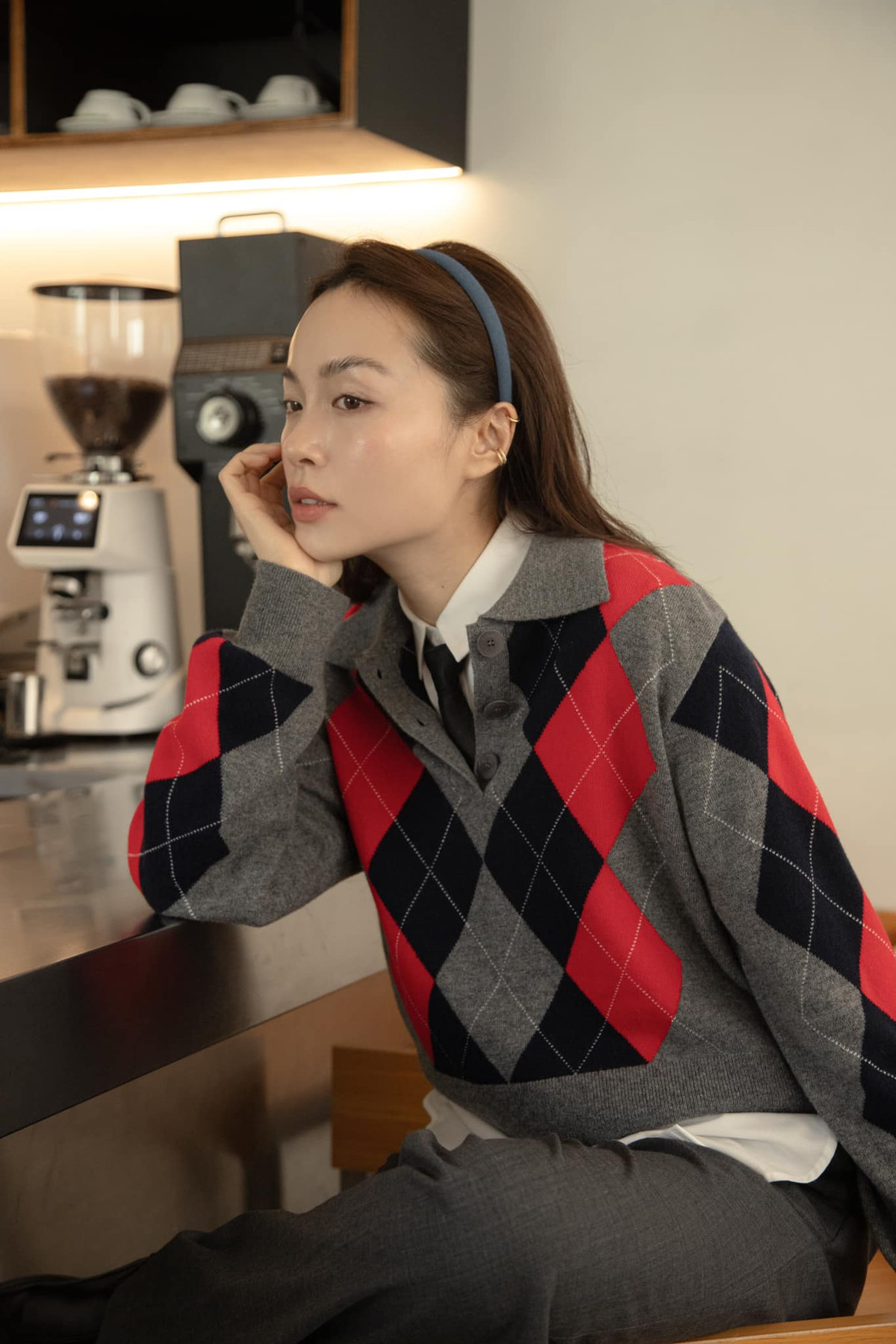 Đặc biệt, Hà Trúc còn khiến nhiều người ngưỡng mộ bởi chuyện tình yêu với cơ trưởng Nguyễn Quang Đạt. Ảnh: FBNV, IGNV