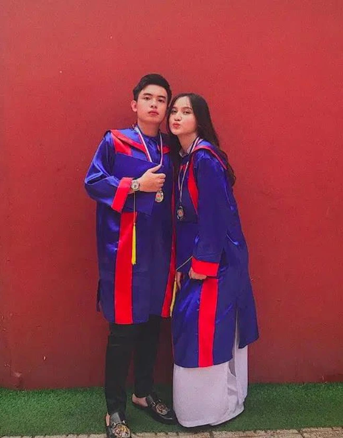 Hot girl Mai Tây còn khiến nhiều người ngưỡng mộ khi có mối quan hệ khăng khít với mẹ chồng tương lai.