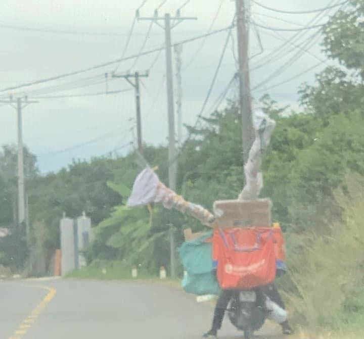 “Mua hàng online và 1001 câu chuyện cười ra nước mắt” là chủ đề muôn thuở thu hút được sự quan tâm của đông đảo cư dân mạng.