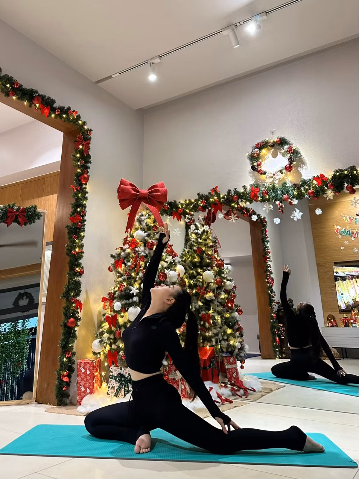 Có lẽ nhờ chăm chỉ tập luyện mà vợ Tấn Tài sở hữu vóc dáng đẹp như vậy.