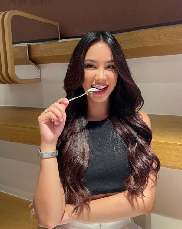 Nhan sắc nổi bật và vóc dáng quyến rũ của mỹ nhân chuyển giới vẫn khiến nhiều chị em ao ước.