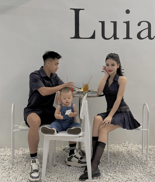 Thương Phan sở hữu nhan sắc xinh đẹp, dễ thương. Sau khi kết hôn năm 2022, Ngọc Tiến và Thương Phan đã đón con trai đầu lòng. Ảnh: FBNV