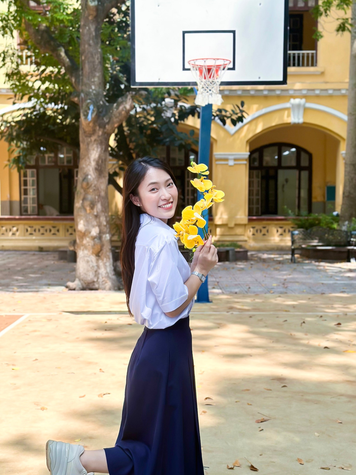 Ngoài xinh đẹp, MC Khánh Vy còn sở hữu khối tài sản đáng nể.