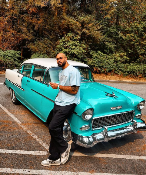 Tuy nhiên, sau ba năm, cả hai đã "đường ai nấy đi" vào năm 2018 và có một cậu con trai chung tên Diyab.