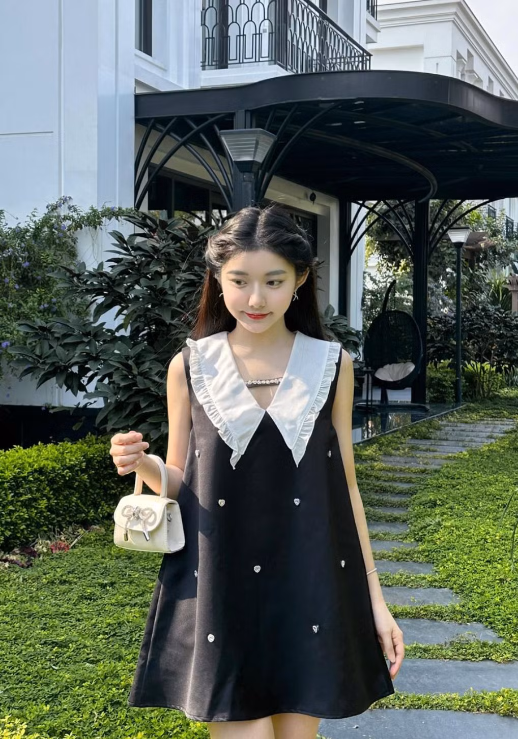 Điều đáng nói, dù ăn nhiều nhưng vóc dáng của nữ TikToker Quỳnh Trương lại rất thon gọn.