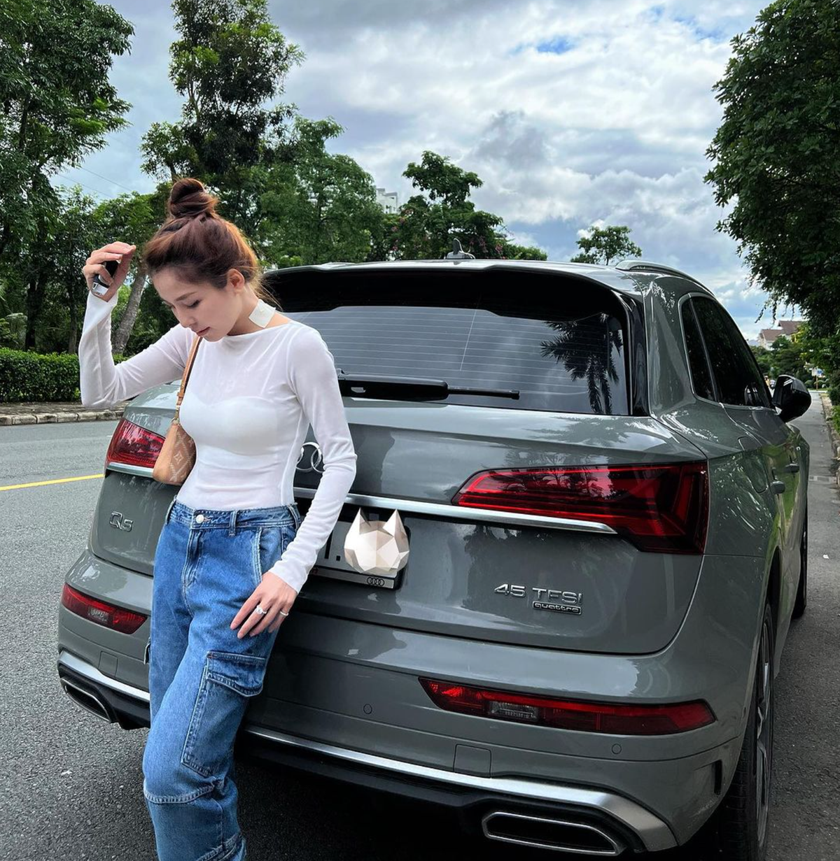 Kết hợp tập luyện cô gần như đã lấy được vóc dáng gợi cảm trước đây, đặc biệt là vòng eo thon gọn. Ảnh: IGNV