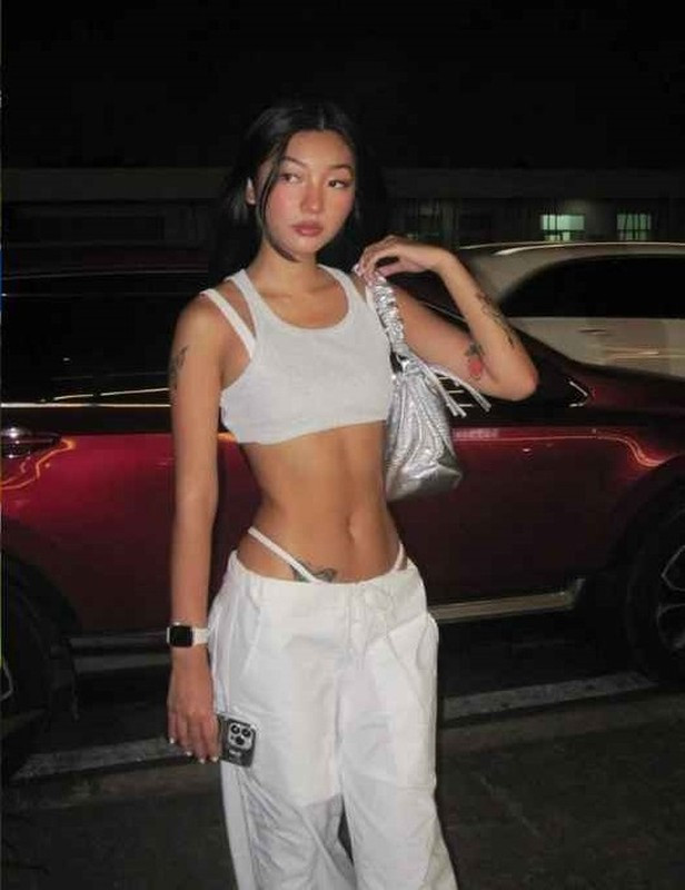 Chủ nhân của phòng ngủ này là cái tên nổi tiếng trong làng fashionista, được giới trẻ yêu thích.