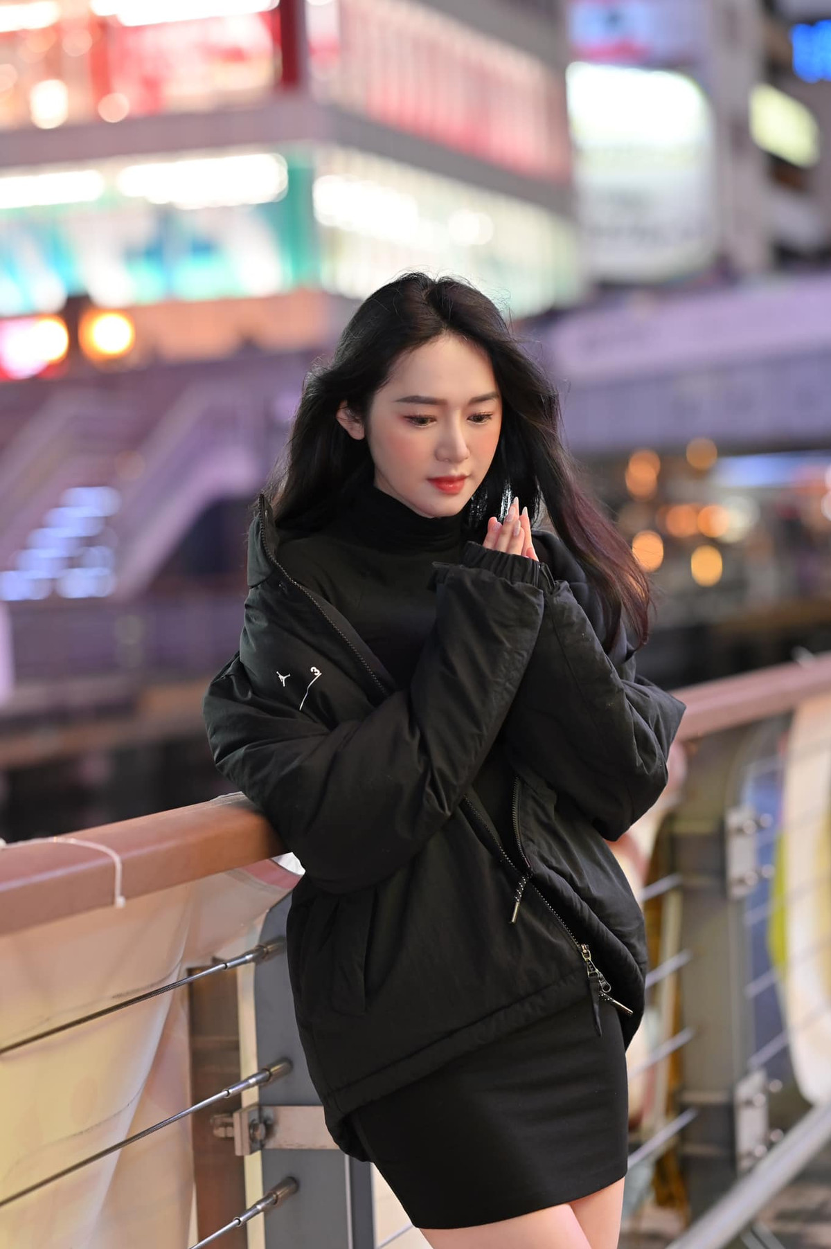 Sự thay đổi ngoại hình giúp cô nhận được sự quan tâm của công chúng. Ảnh: FBNV