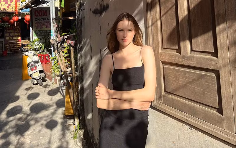 Vì quá yêu thích cảnh quan đẹp tự nhiên cũng như những món ăn ngon tại Việt Nam nên Iryna quyết định sống ở đây. Ngoài ra, cô cũng cho biết ở Việt Nam, cô có nhiều cơ hội để phát triển sự nghiệp của mình.