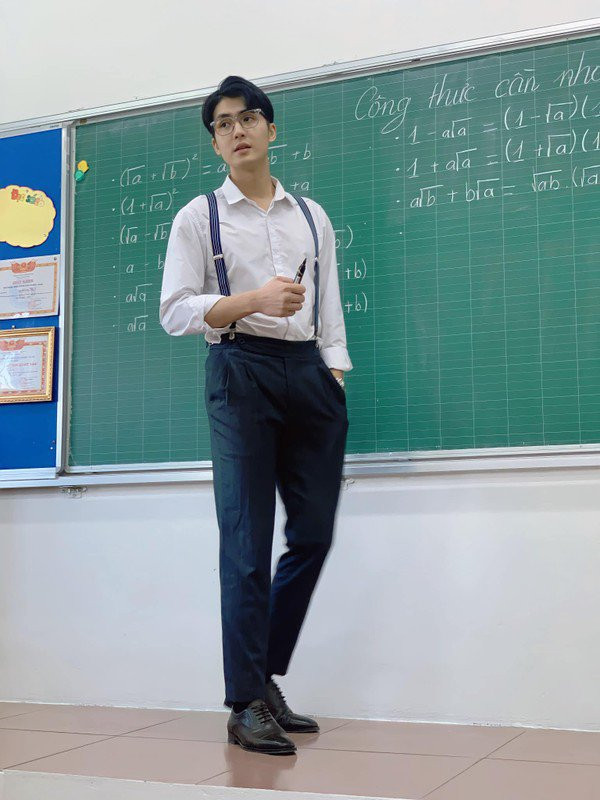 Ngoài Nguyễn Văn Cảnh thầy giáo Nhữ Ngọc Nguyên Trực cũng một lần nữa gây bão trên MXH trong năm 2023.