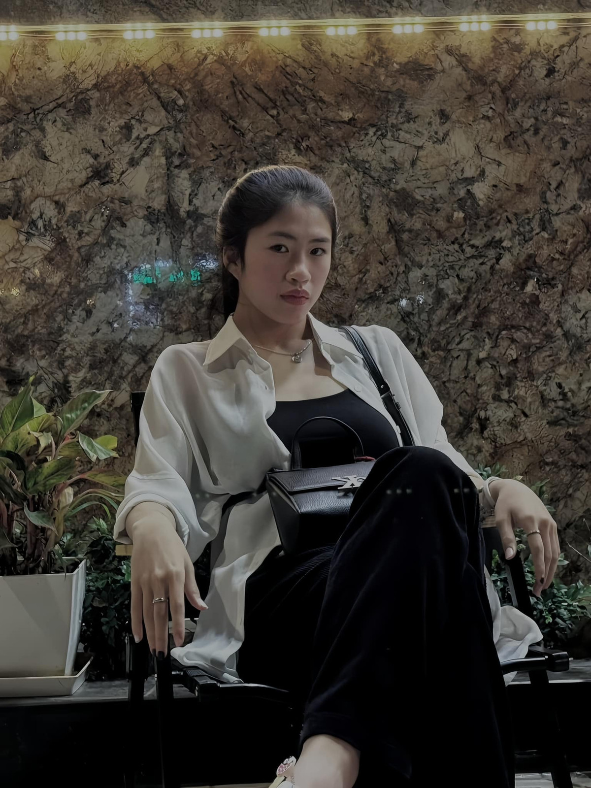 Một trong những yếu tố khiến nữ tiền vệ Thanh Nhã nhận được nhiều sự yêu thích của công chúng chính là vẻ ngoài xinh xắn, làn da trắng cùng tỷ lệ cơ thể đẹp.