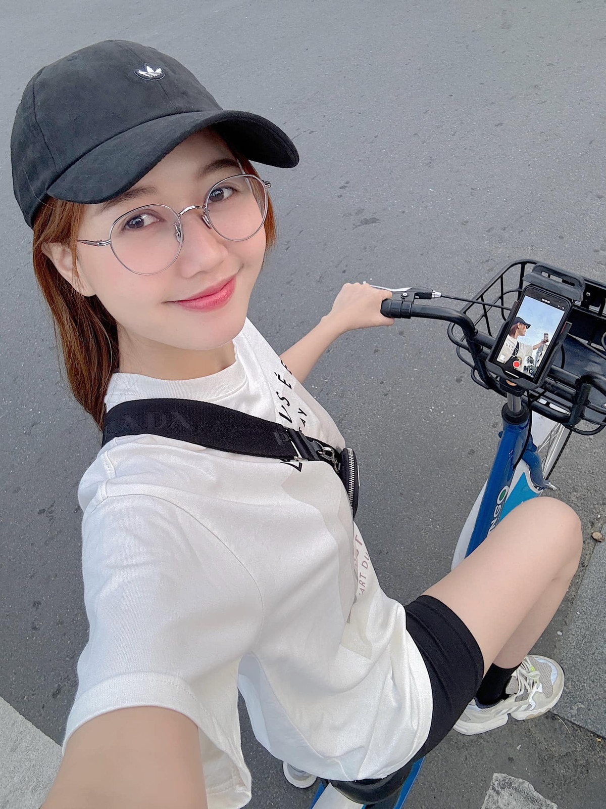 Thời gian gần đây, người đẹp từng bước "lột xác" phong cách.