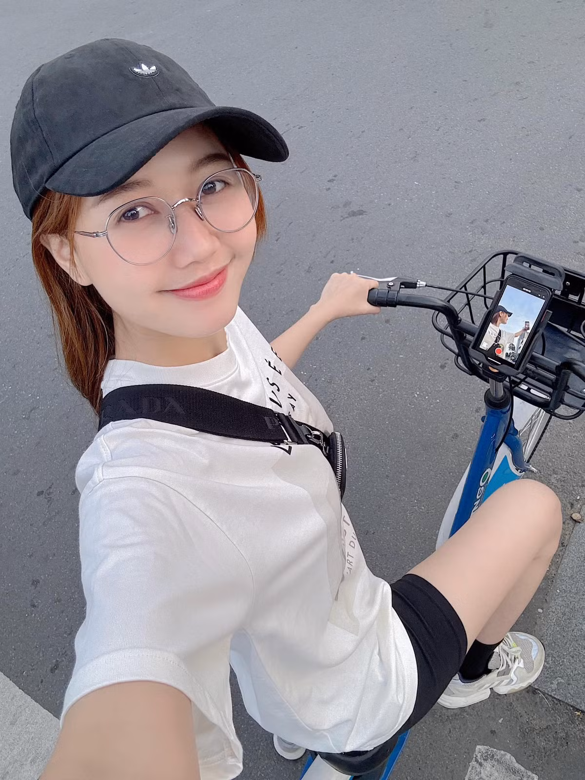 Thời gian gần đây, người đẹp từng bước "lột xác" phong cách.