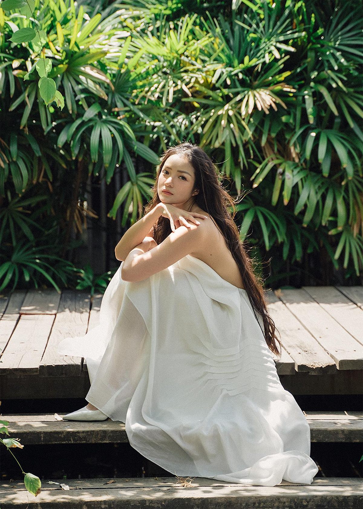 Nếu đã quen với hình tượng của một nàng mẫu teen quyến rũ năm xưa thì giờ đây, ngắm Thủy Top sẽ thấy sự trưởng thành, mặn mà của người phụ nữ thành đạt.