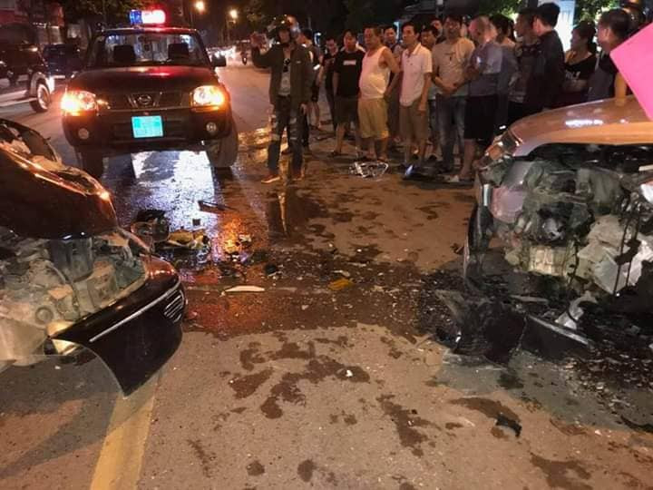 Nguyên nhân vụ tai nạn hiện đang được cơ quan chức năng làm rõ.