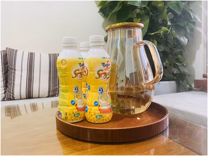 Thuc uong “vi xua” gay sot gioi tre trong dien mao moi la