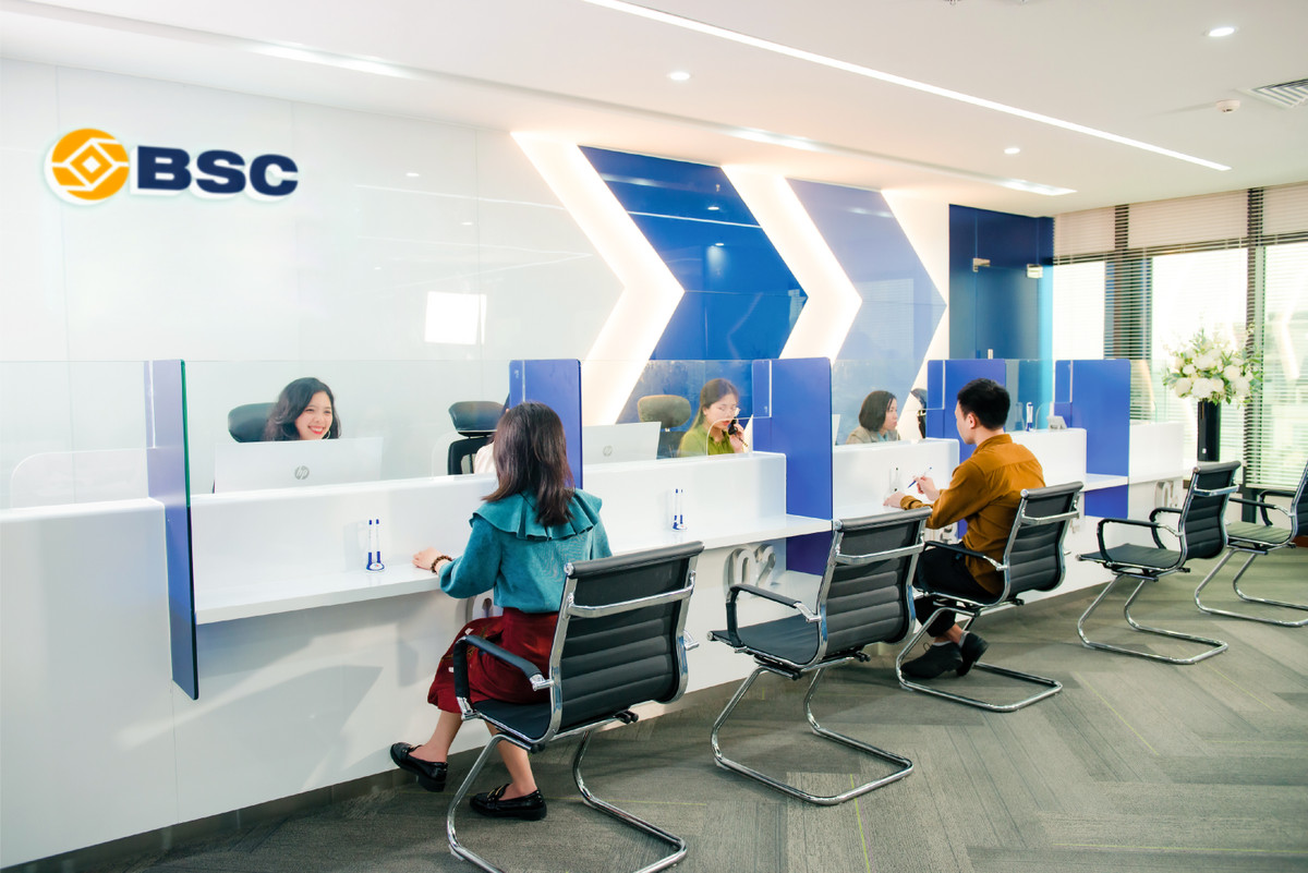 Chuyen doi so - Xu the tat yeu cua cac cong ty chung khoan