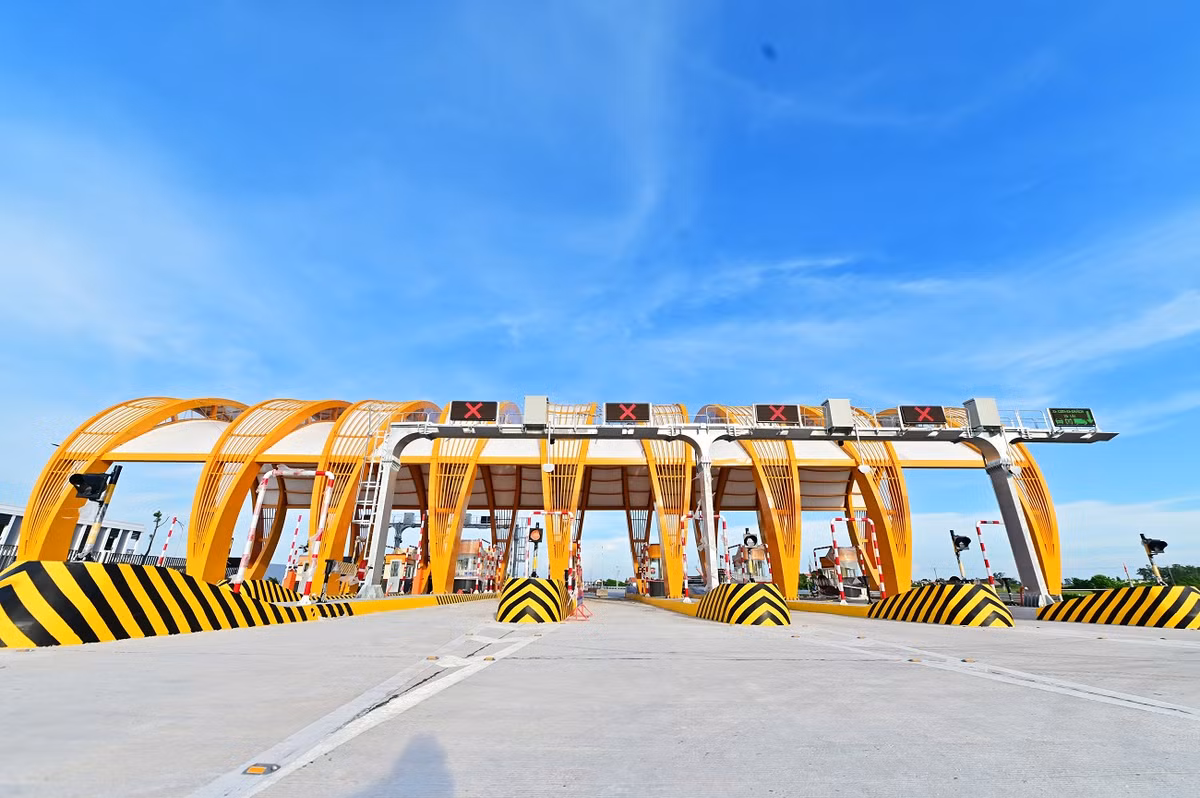 Ngam tuyen cao toc “dep khong goc chet” do Sun Group dau tu tai Quang Ninh-Hinh-11