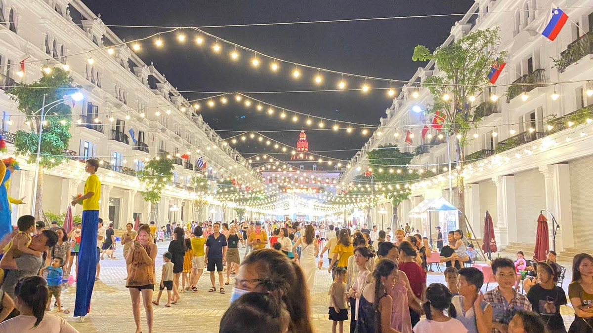 Danko Square tim doi tac kinh doanh gian hang voi nhieu uu dai dac biet-Hinh-3