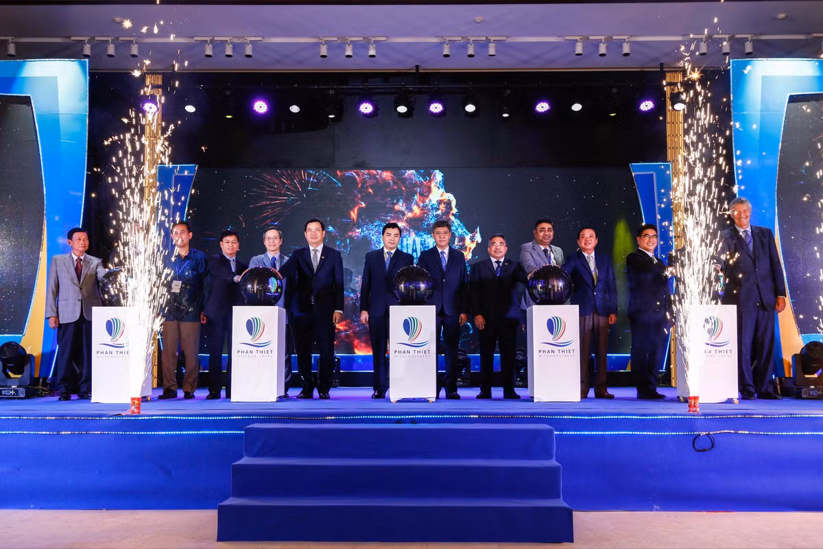 Cong bo cuoc thi “Khat vong Viet Nam: Dua Phan Thiet tro thanh diem den du lich MICE va du lich Wellness hang dau the gioi nam 2045“