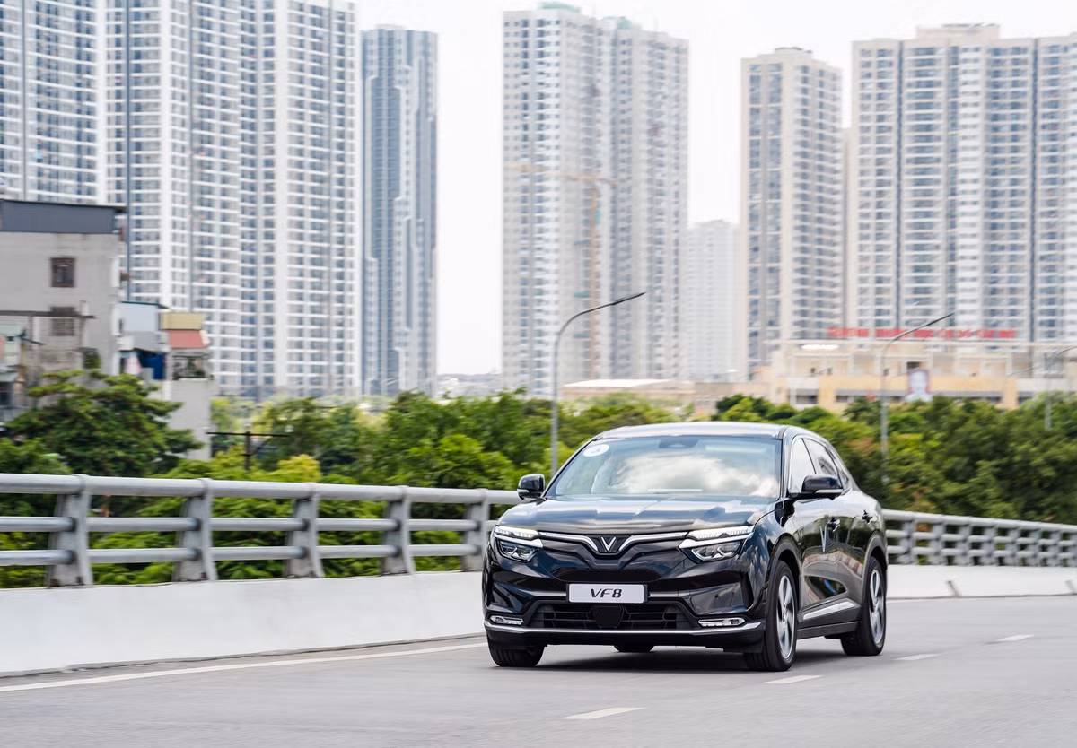 Le ban giao lo xe dien VF 8 dau tien se duoc phat truc tuyen toan cau-Hinh-2