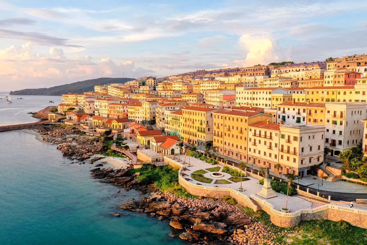 Dieu khac biet nao dua Phu Quoc thanh diem den soi dong cua le hoi, dau tu?-Hinh-7