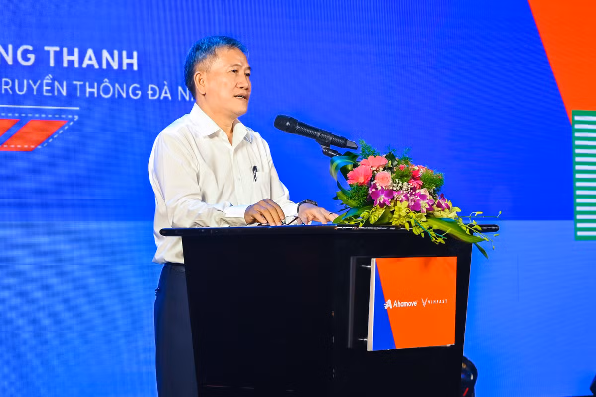 VinFast hop tac Ahamove ra mat dich vu van chuyen hang hoa tren nen tang cong nghe bang xe may dien AhaFast-Hinh-3