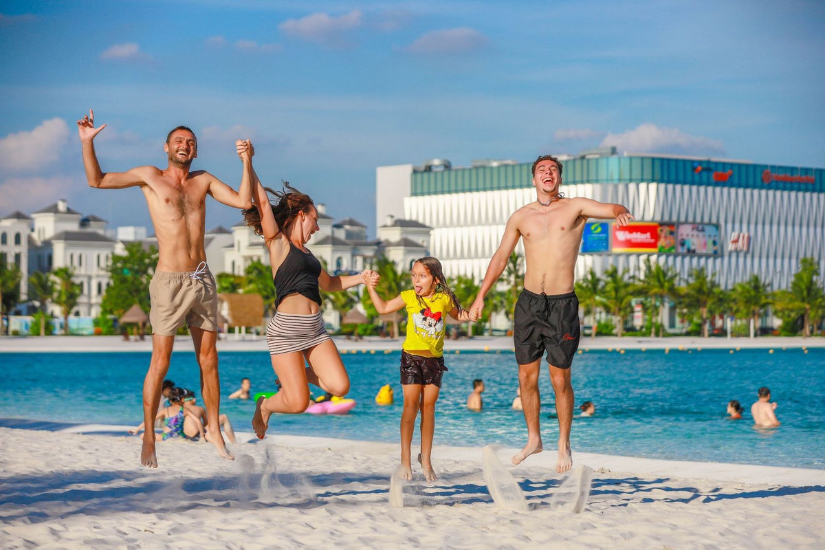 Giới trẻ đổ bộ “Quận Ocean” tham dự lễ hội Biển Gioi tre do bo “Quan Ocean” tham du le hoi Bien