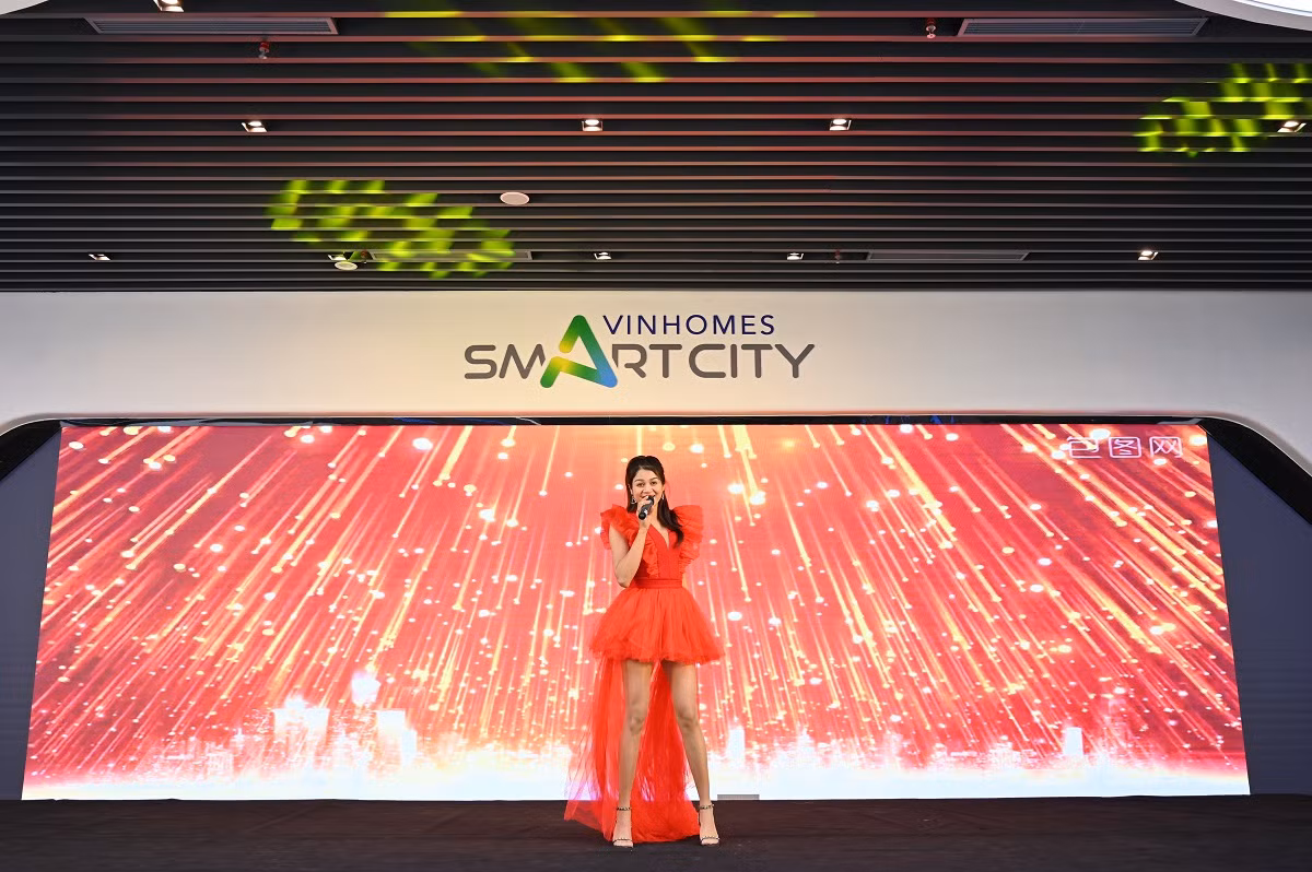 Vo oa trung thuong xe Vinfast khi mua can ho SA2 - The Sakura-Hinh-5