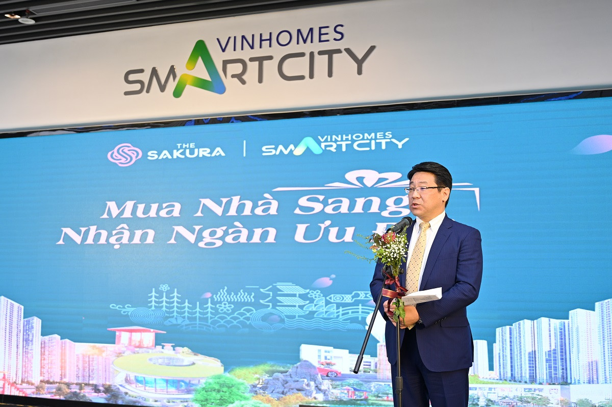 Vo oa trung thuong xe Vinfast khi mua can ho SA2 - The Sakura-Hinh-4