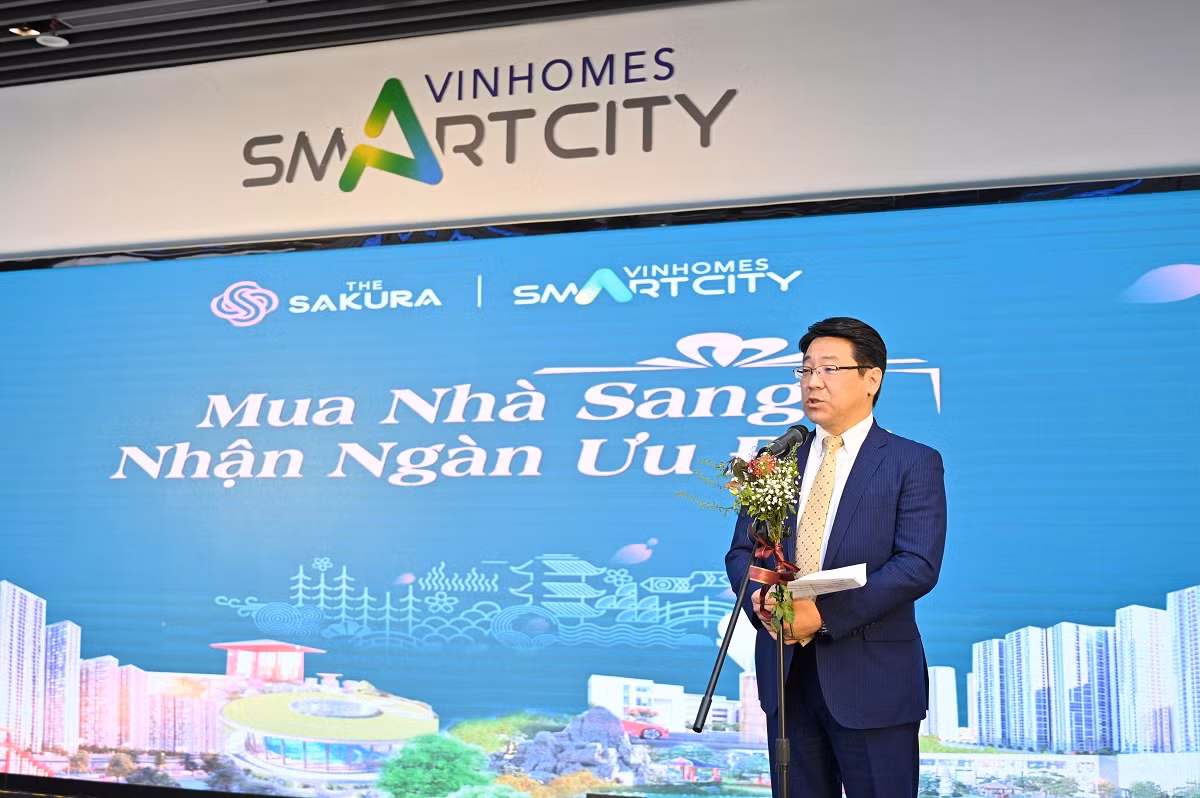 Vo oa trung thuong xe Vinfast khi mua can ho SA2 - The Sakura-Hinh-4