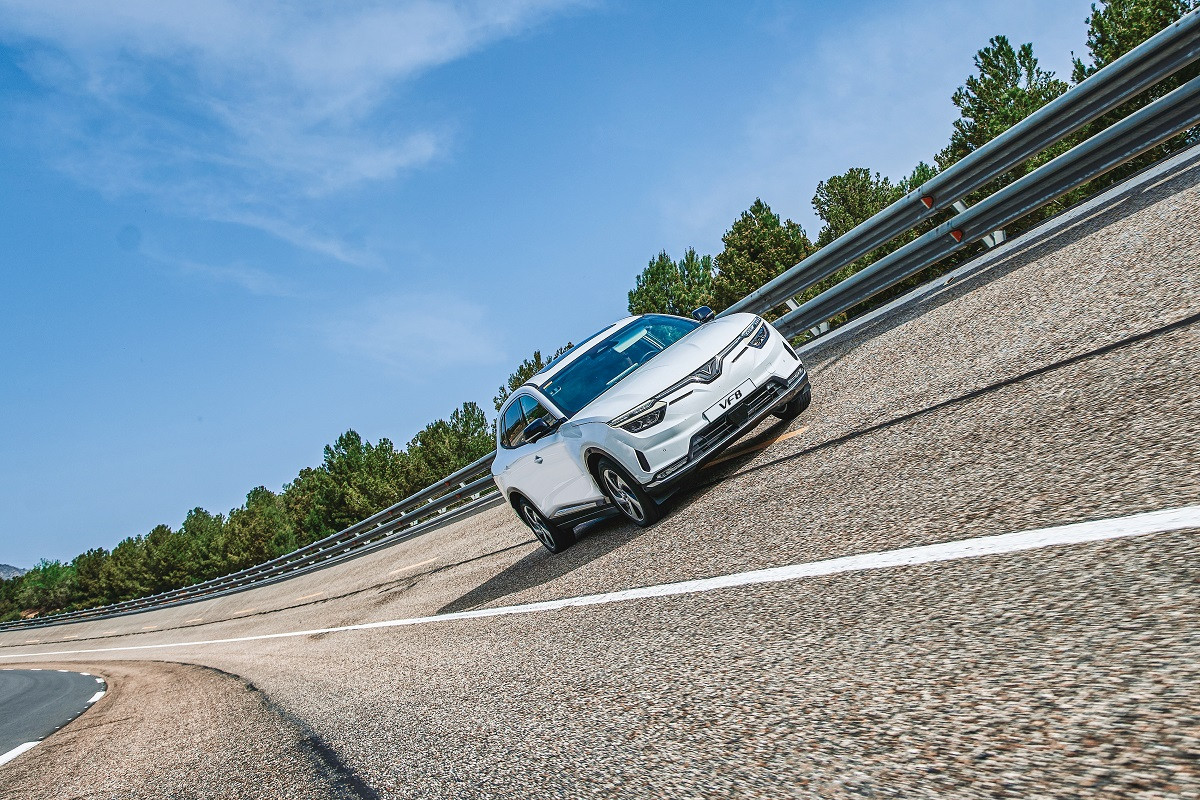 Vinhomes va VinFast to chuc su kien trai nghiem bo doi “Nha xanh - Xe dien” tai Ha Noi va TP. HCM-Hinh-2