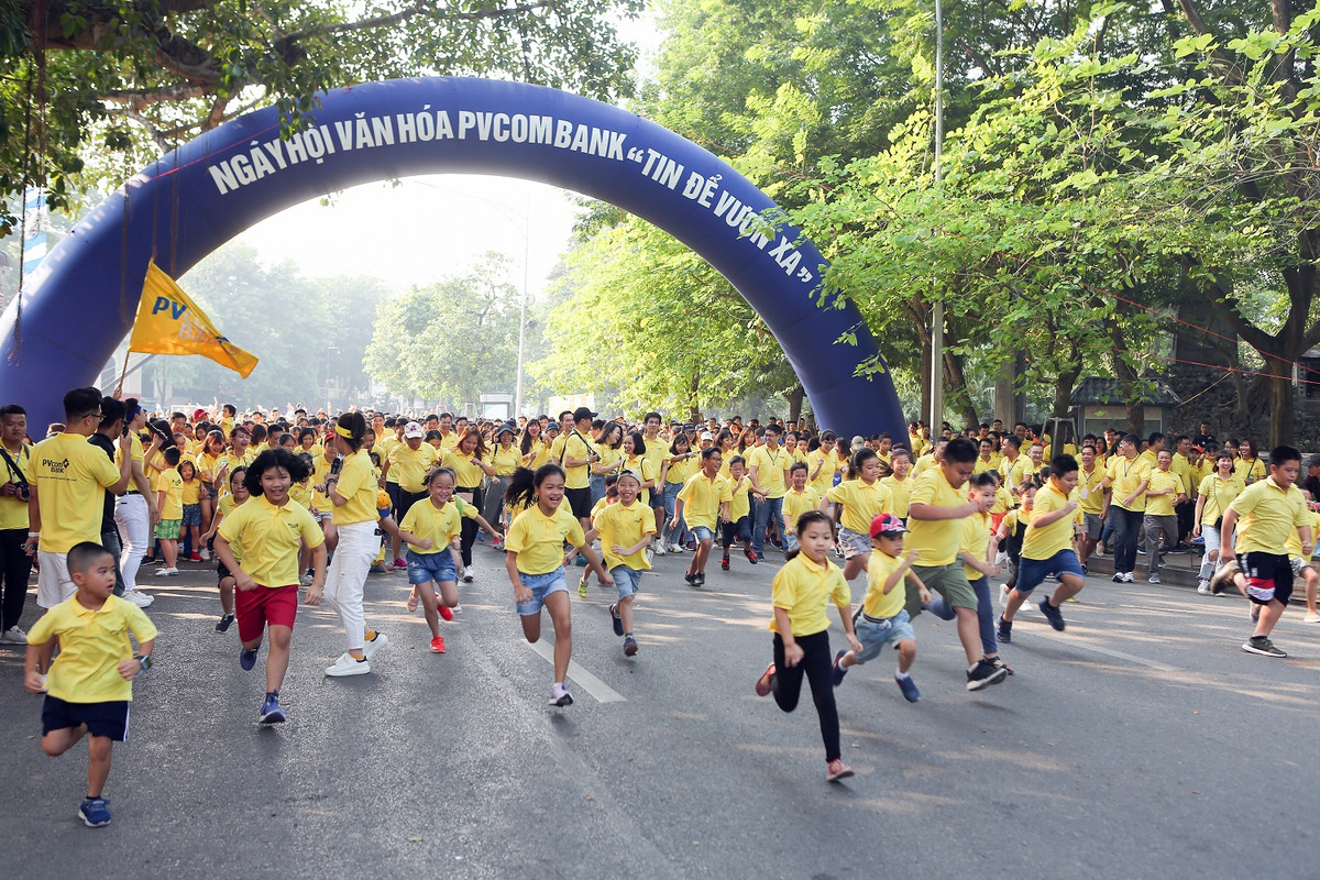 San sang hoa nhip chuyen dong trong Ngay hoi van hoa PVcomBank 2022-Hinh-2