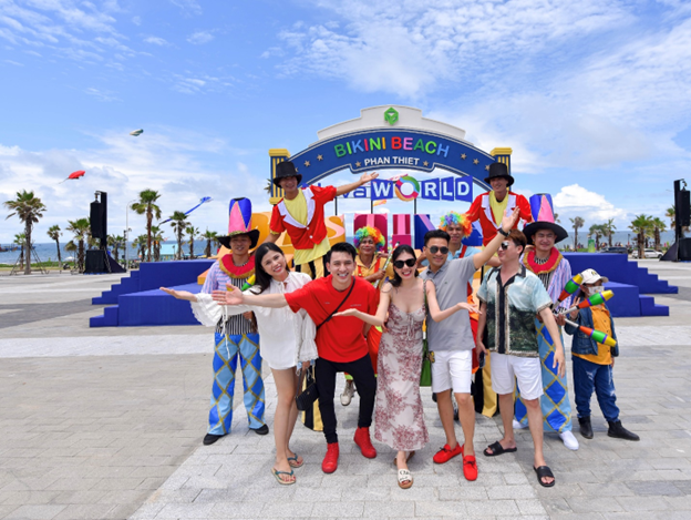 Tin hieu tich cu cho mua du lich he-Hinh-2