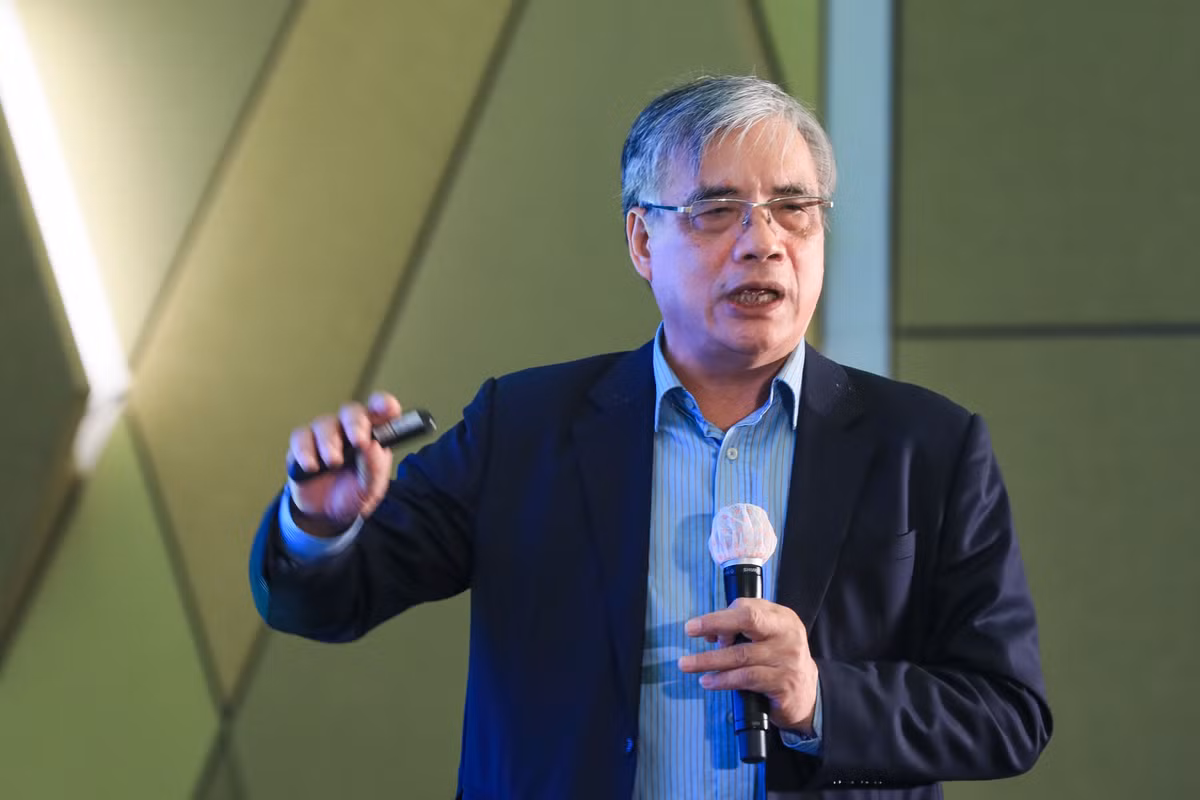 PGS.TS Tran Dinh Thien: “Da Nang phai biet moi nhung nguoi biet lam, co nang luc, neu khong se hong tiem nang”