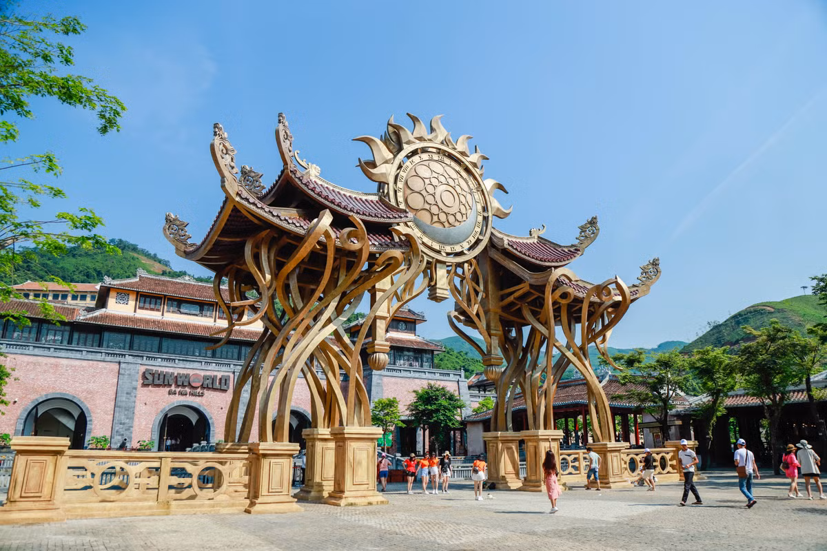 Sun World Ba Na Hills “phien ban 2022” - Huyen thoai moi giua may ngan nui Chua