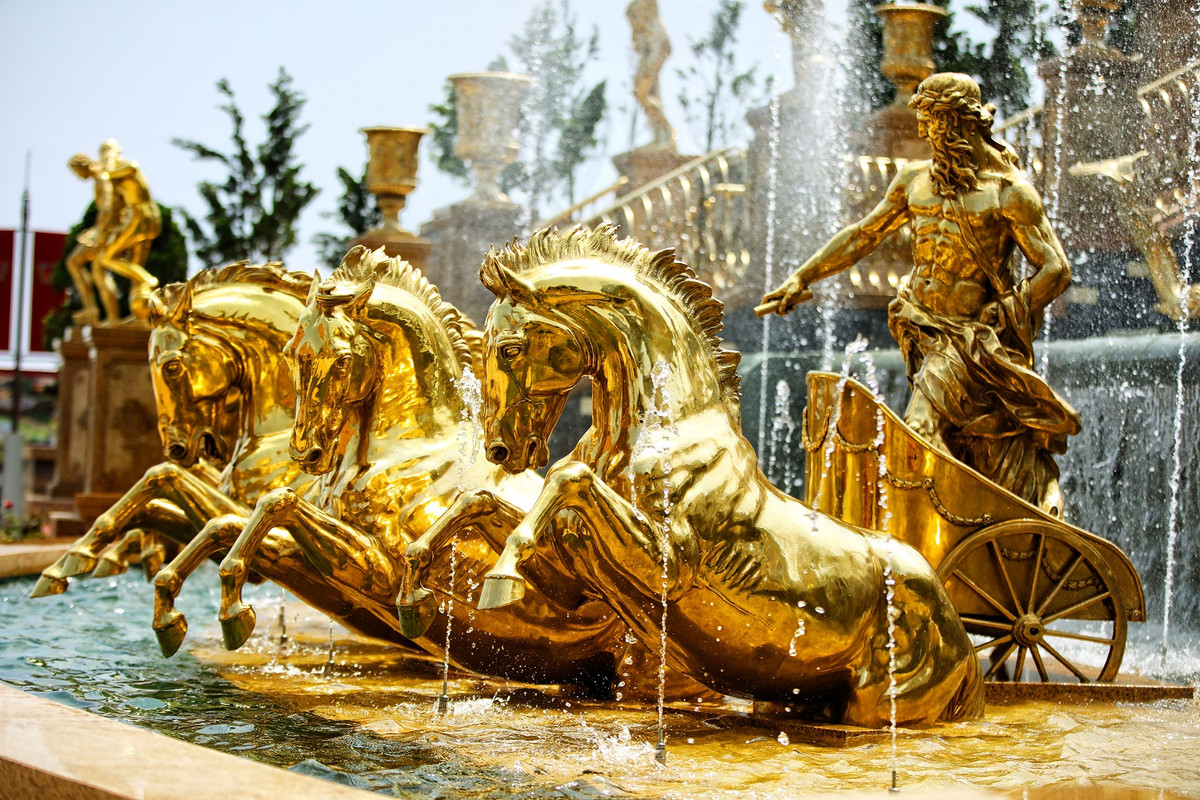 5 tac pham dieu khac dac biet nhat tai Thac Than Mat Troi o Ba Na Hills