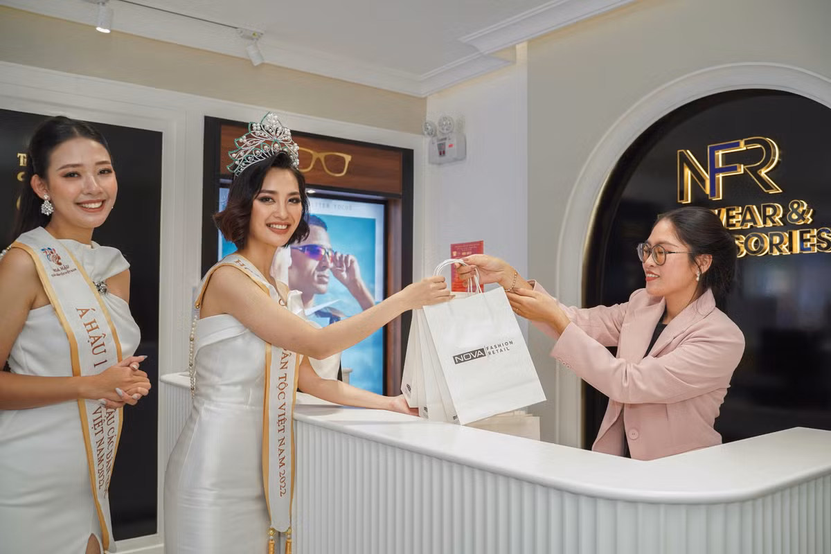 Cac hoa hau kham pha dai lo shophouse NovaWorld Ho Tram-Hinh-4