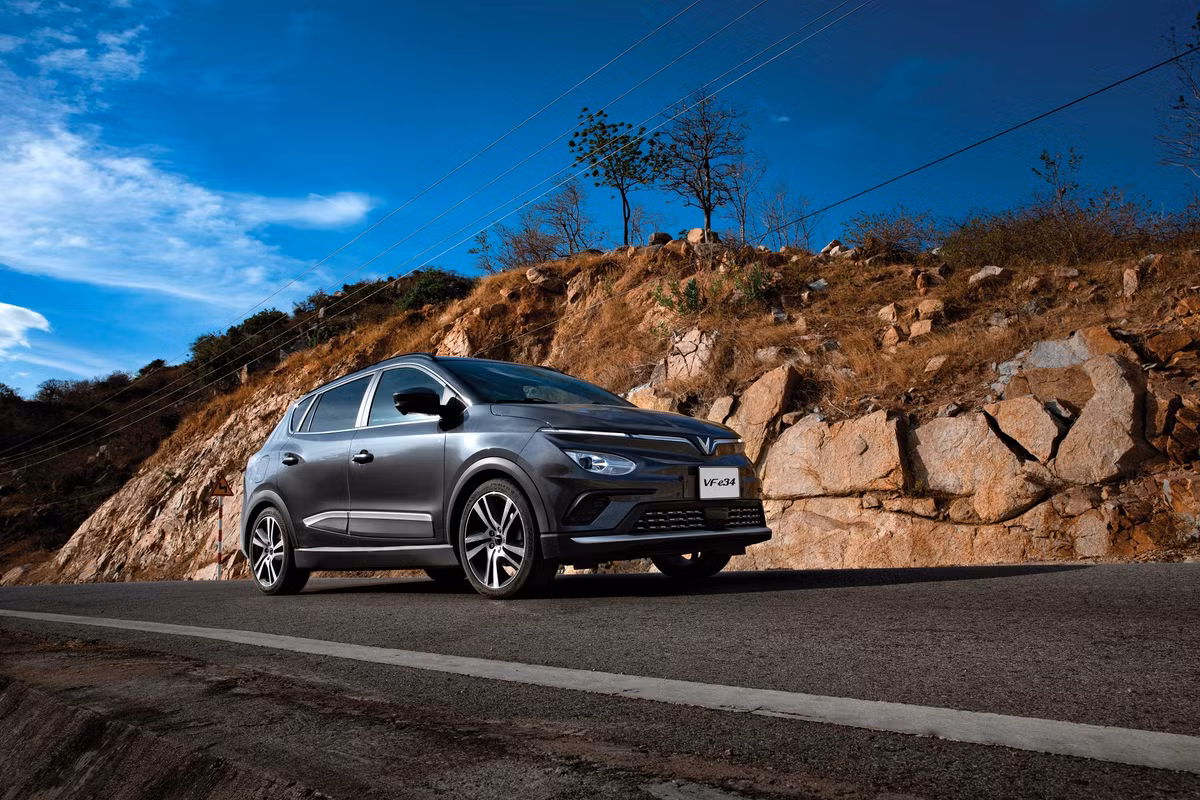 Trai nghiem dich vu thong minh “tat ca trong mot” tren VF e34-Hinh-3