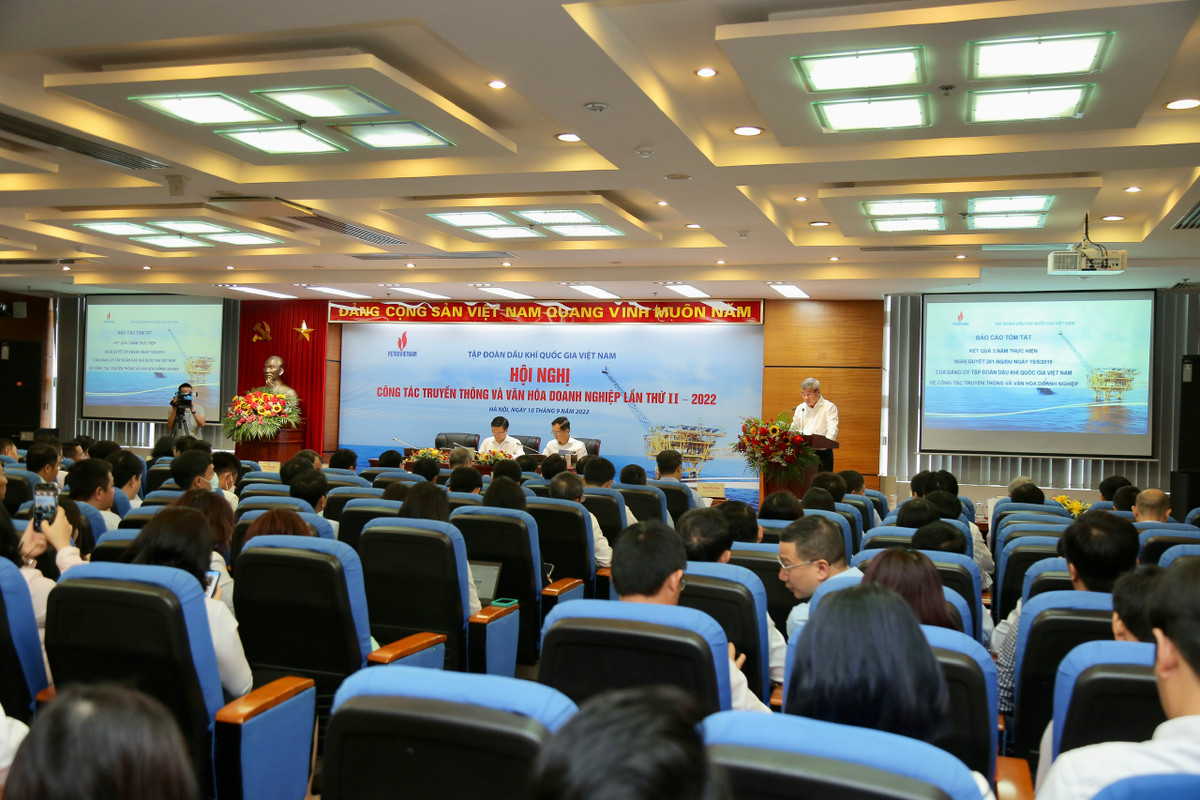 Truyen thong, Van hoa doanh nghiep dong hanh trong hoat dong cua PVN