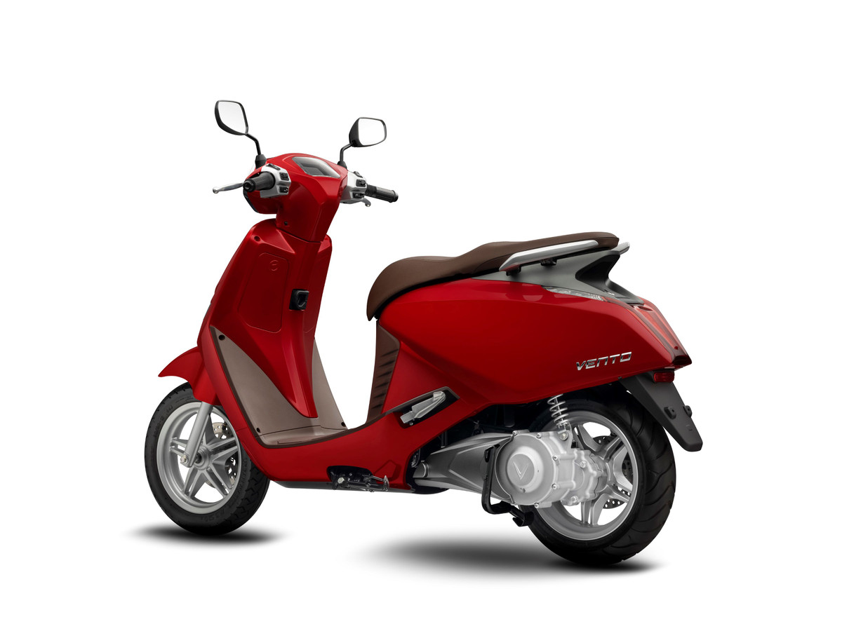 VINFAST ra mat xe may dien VENTO hoan toan moi, toc do toi da 80km/h-Hinh-8