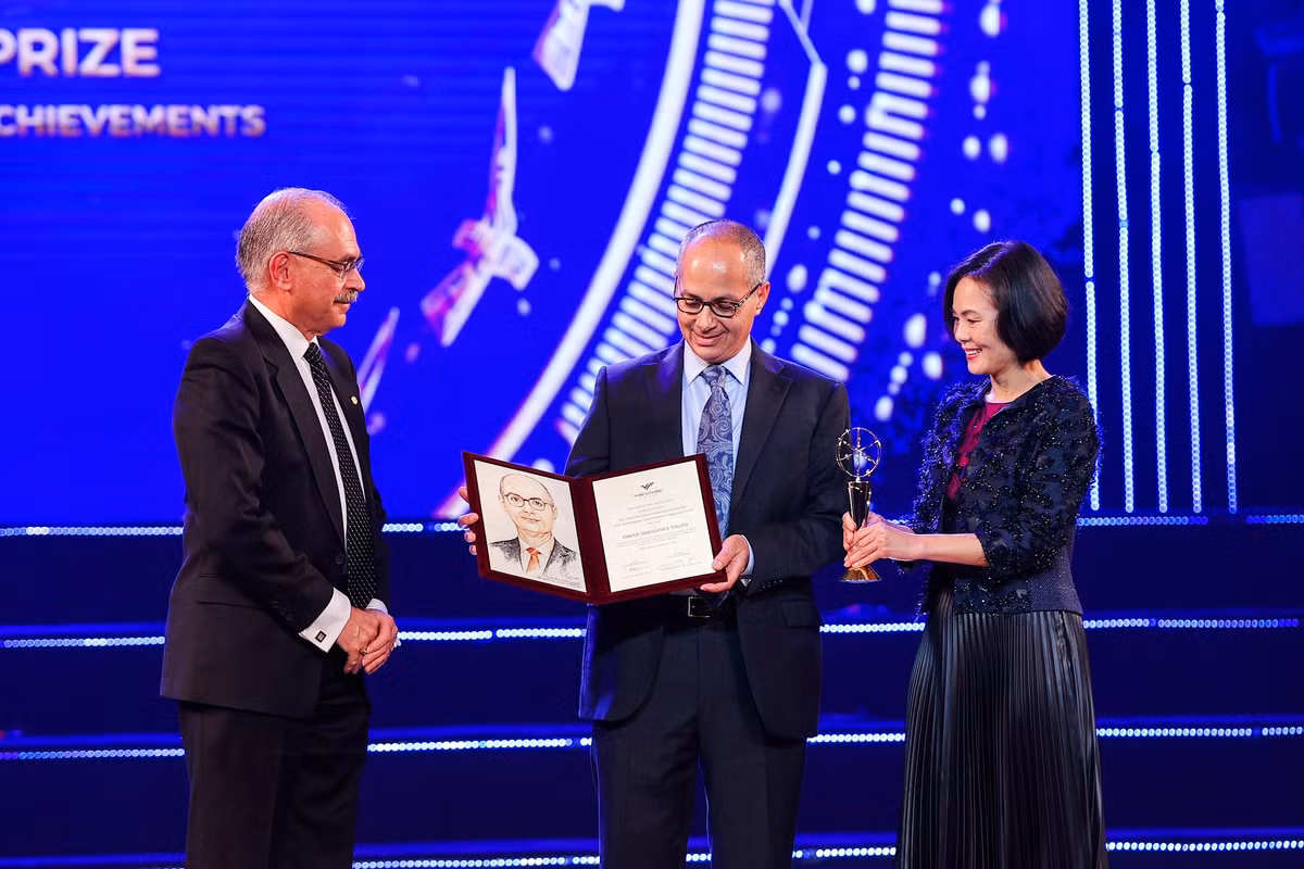 VinFuture cong bo chu nhan cac giai thuong phung su nhan loai nam 2021-Hinh-4