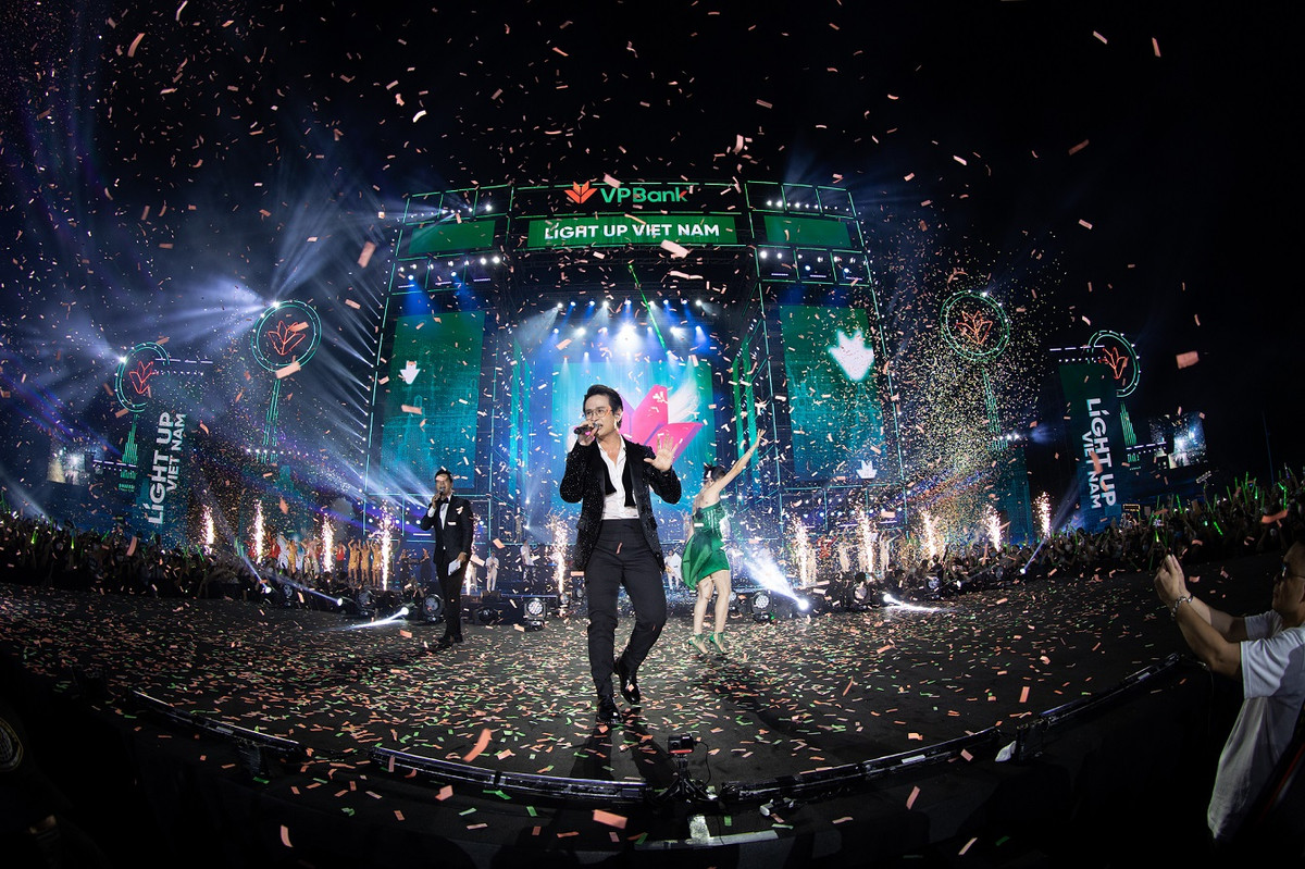 Dai nhac hoi Light Up Viet Nam do VPBank to chuc chinh phuc thanh cong gioi tre-Hinh-3