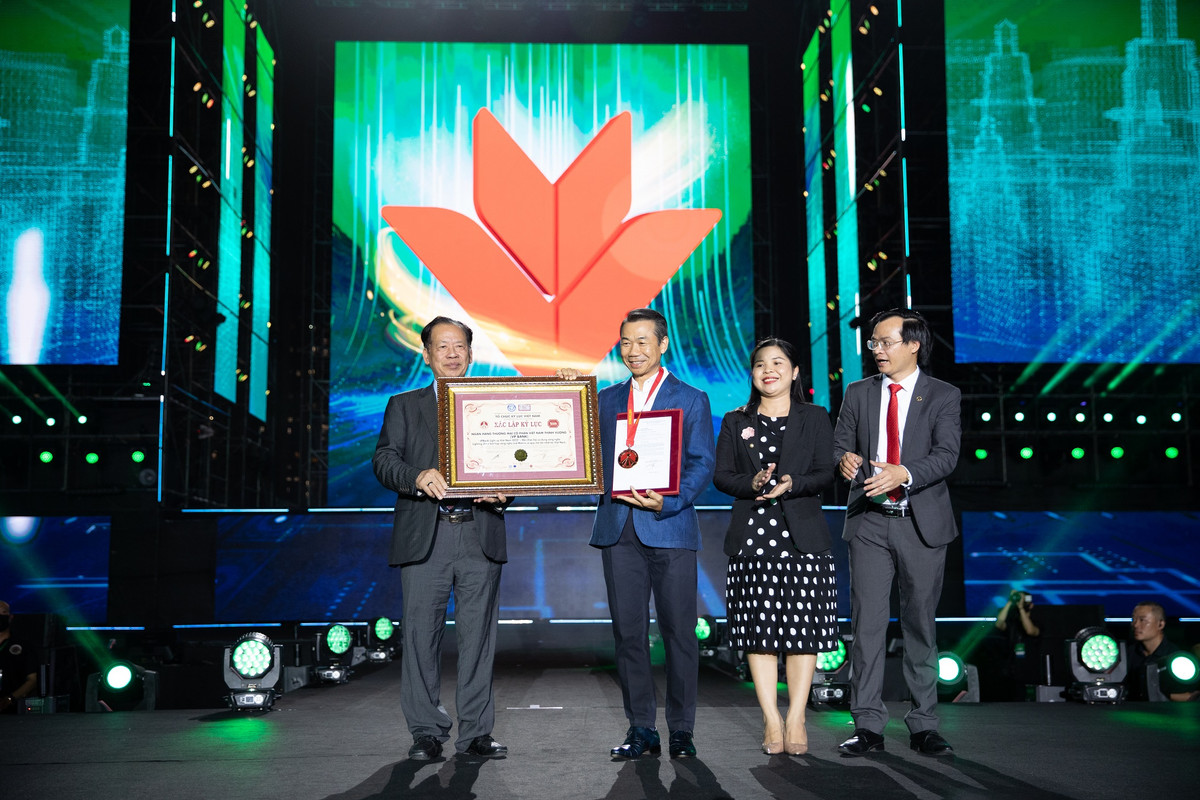 Dai nhac hoi Light Up Viet Nam do VPBank to chuc chinh phuc thanh cong gioi tre-Hinh-2