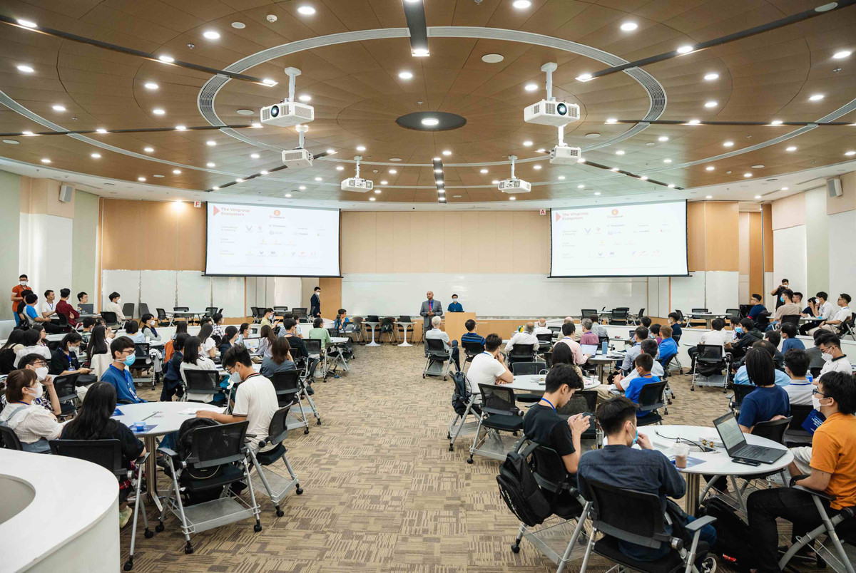 Ra mat “Trung tam nghien cuu suc khoe thong minh tai dai hoc VinUni-Hinh-5