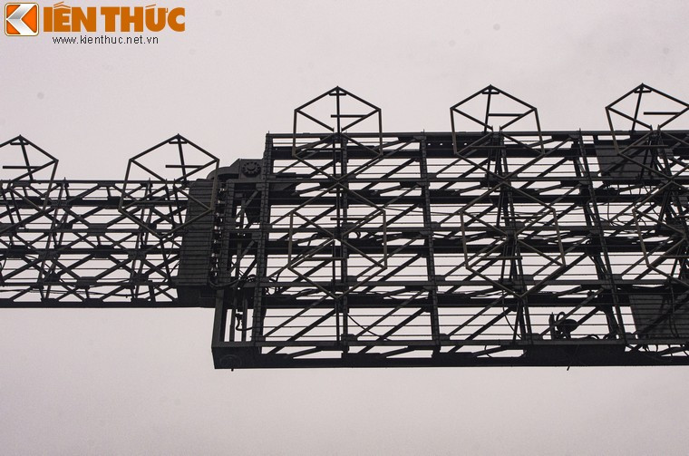 Theo thông tin được phía Belarus đăng tải, nước này đã bán cho Việt Nam tổng cộng 20 tổ hợp radar loại này, trong đó phần nhiều là nước bạn chuyển giao linh kiện, chúng ta tự lắp ráp.