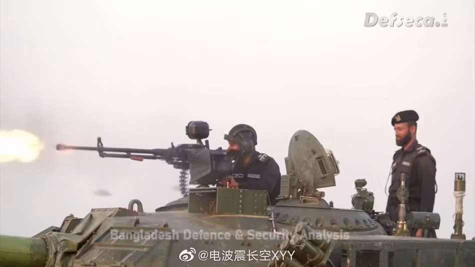 Một trong những phiên bản cải biến hiện đại bậc nhất của Type 59 - phiên bản T-54/55 do Trung Quốc sản xuất - hiện nay là Type 59G. Nguồn ảnh: Sina.