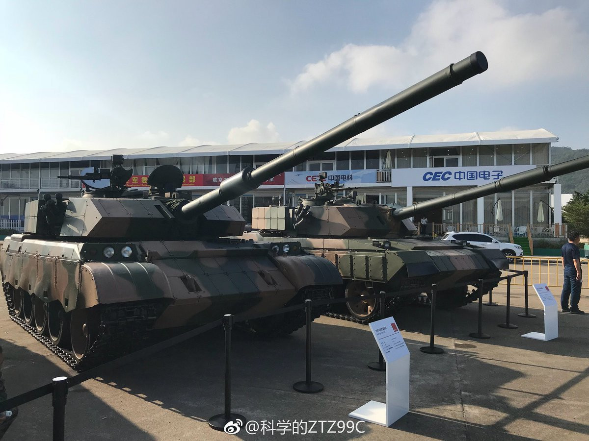 Điểm đáng chú ý nhất so với phiên bản gốc đó là tháp pháo của Type-59G sử dụng là loại pháo 125mm. Đây là hệ thống pháo có sức mạnh tương đương pháo chính trên T-72 của Nga và cũng có trang bị tính năng nạp đạn tự động. Nguồn ảnh: Sina.